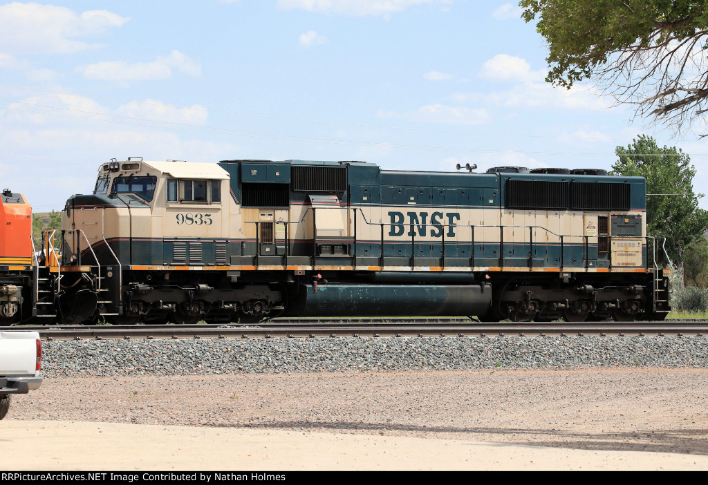BNSF 9835